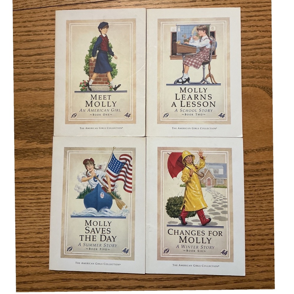 American Girl Molly McIntire Book Lot Pleasant Company Vintage Books 1 2 5 6
